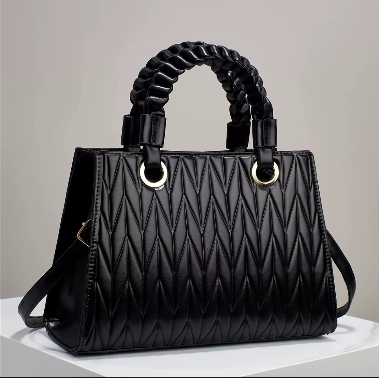 Aurelia Pleated Handbag - Black