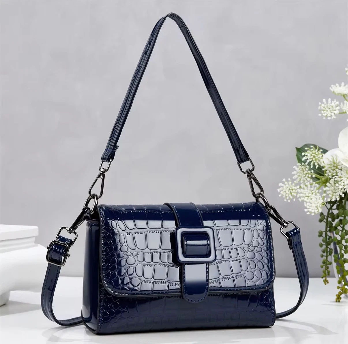 Mirelle Shoulder Bag - Navy Blue