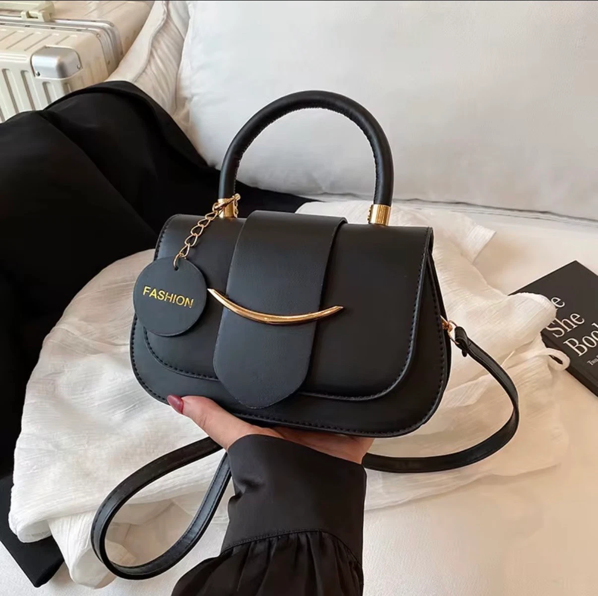 ACIES Solenne Handbag - Black